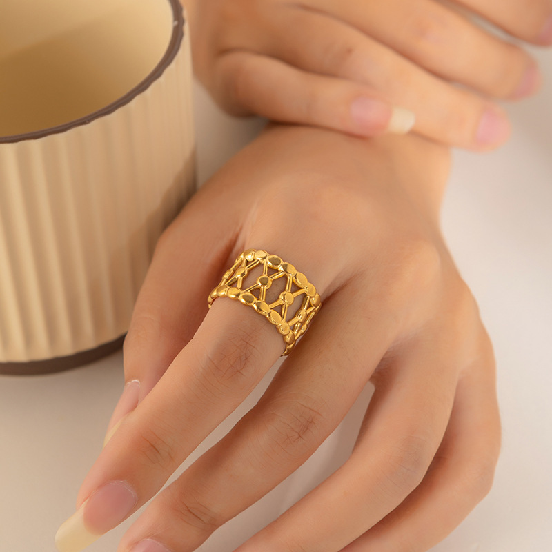 Titanium Steel Geometric Twist Ring for Women